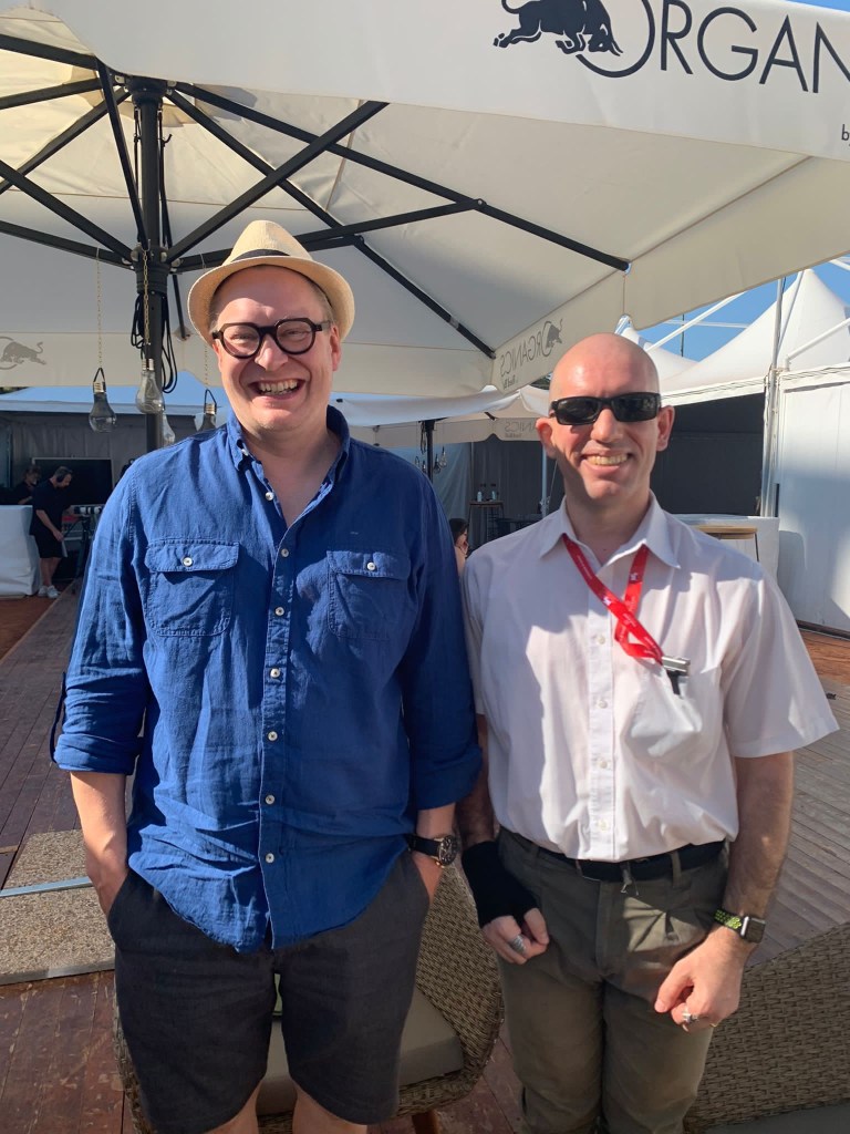 Roberto poses along side Mister Nikki after the interview